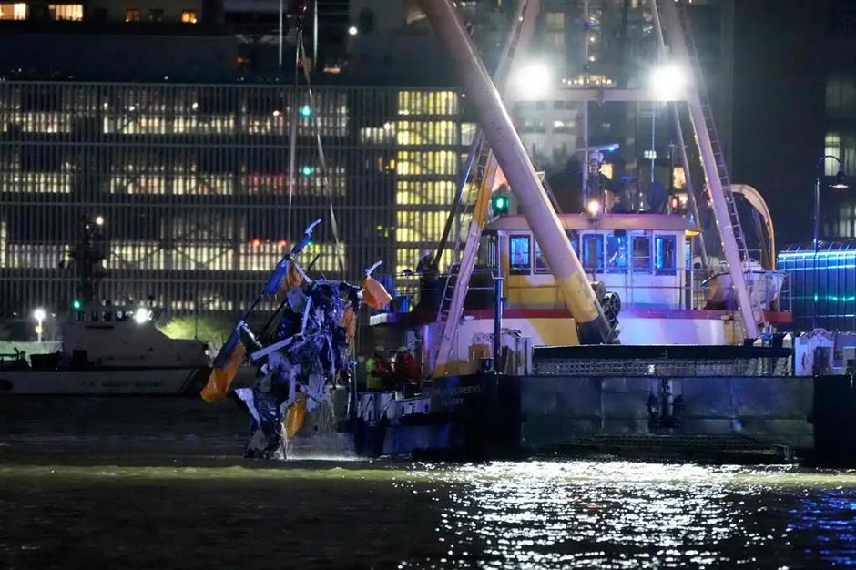 Tourist helicopter crashes into New York’s Hudson River, killing all six aboard