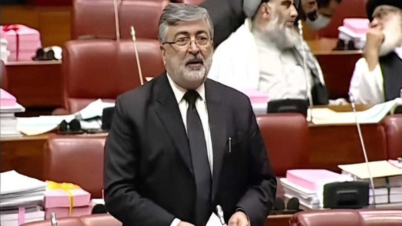 JUI-F decides against any alliance with PTI ‘for now’: Murtaza