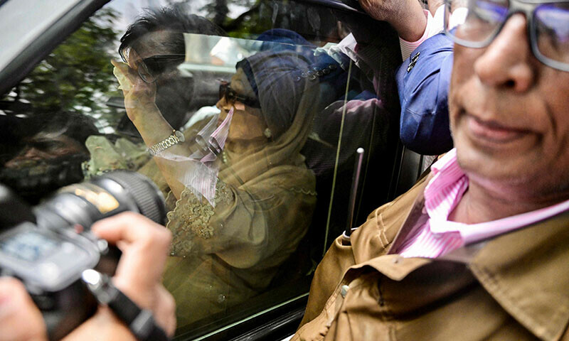 Loyalists cheer as ex-PM Khaleda Zia returns home to Bangladesh