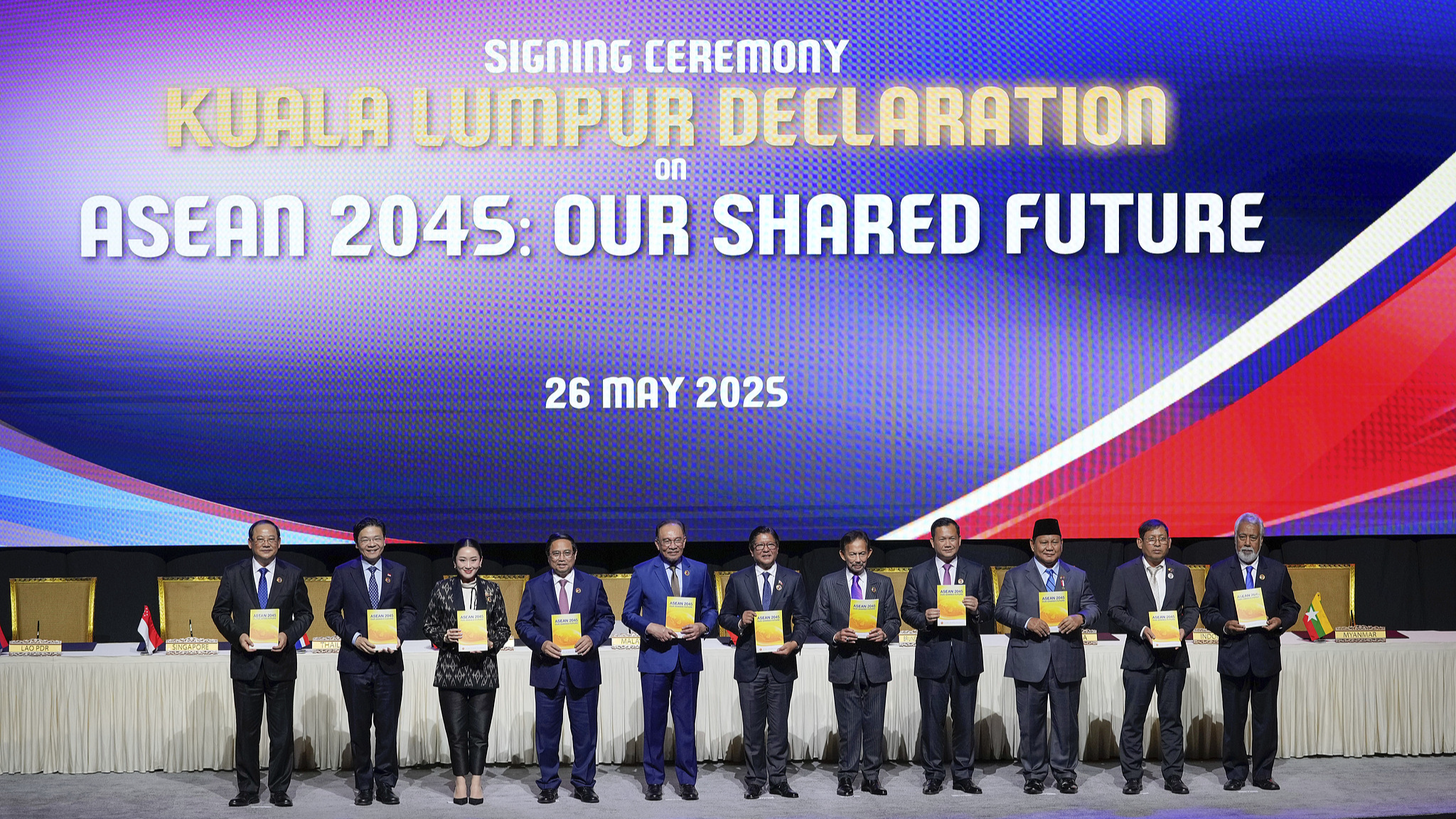 ASEAN leaders adopt Kuala Lumpur Declaration to guide next 20 years