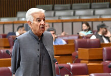 Asif calls for ‘massive troop deployment’ in Balochistan due to ‘grave security challenge’