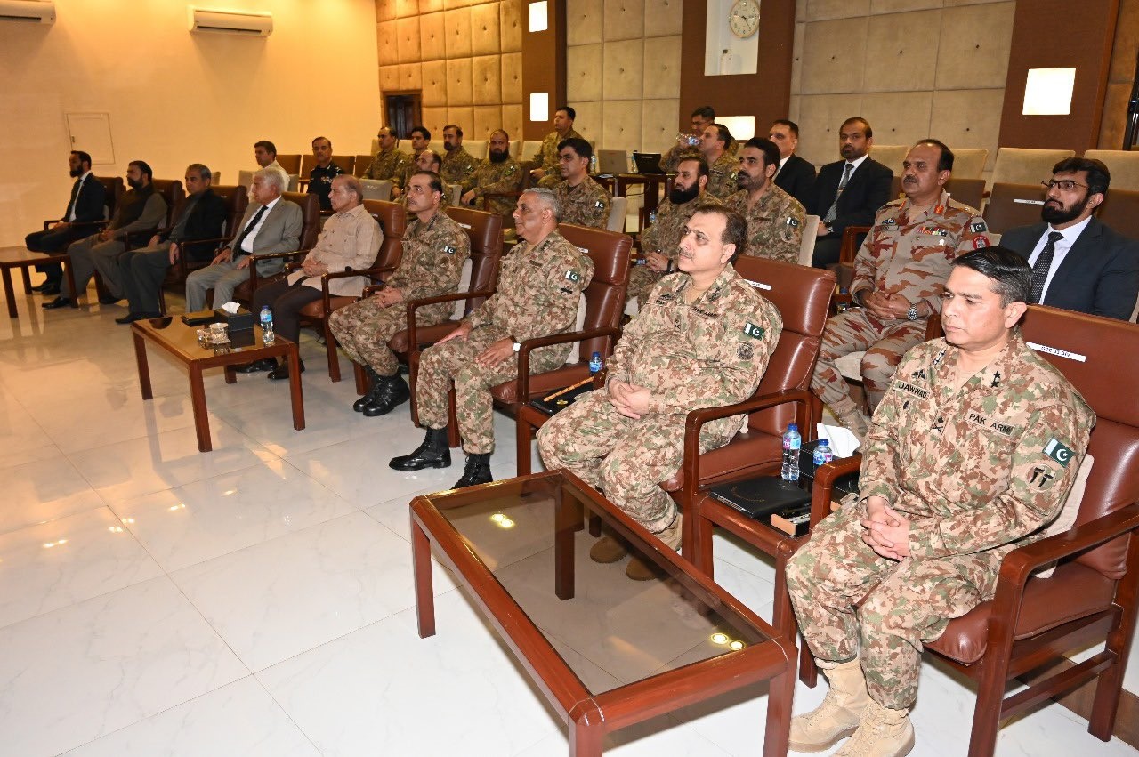 Nation stands behind security forces to ‘relentlessly pursue’ culprits of Khuzdar bus attack: PM