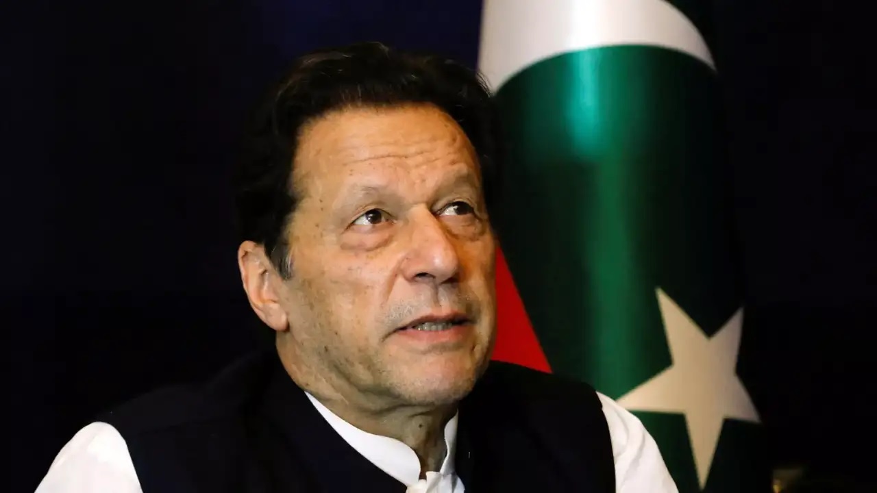 US-based Pakistani doctors arrive for ‘fresh backdoor push’ for Imran’s release
