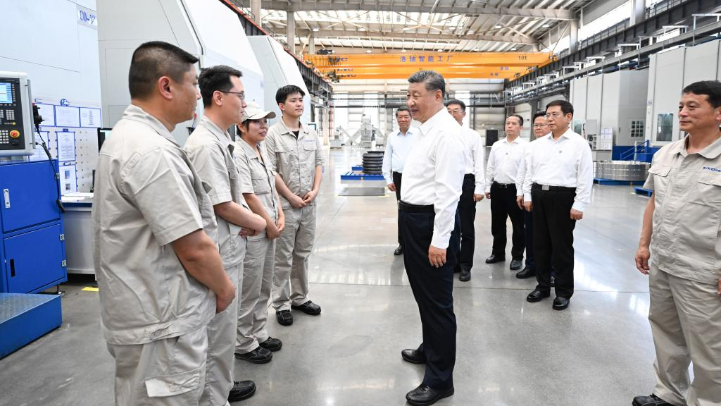 President Xi stresses firm confidence in high-quality development during Henan inspection tour