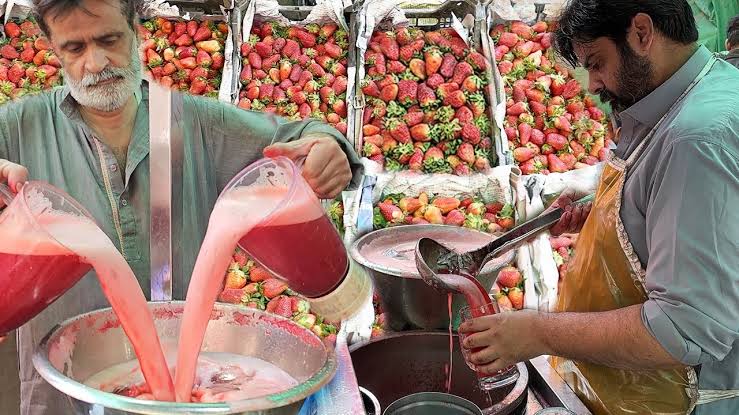 Rawalpindi streets flooded with unsafe summer ice treats despite ban
