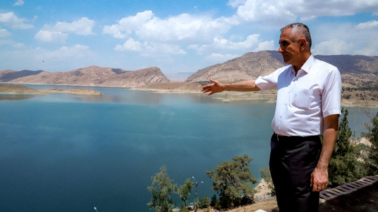 Water levels plummet at drought-hit reservoir in Iraq