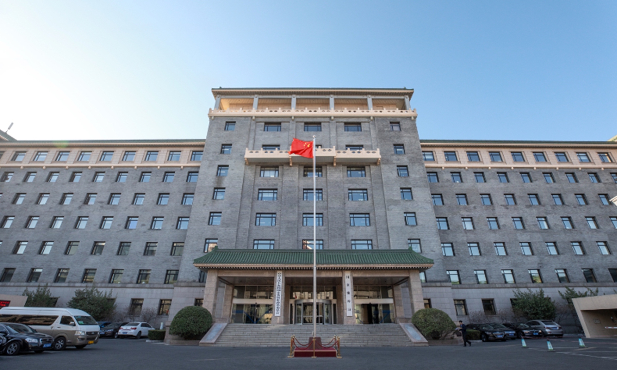 China confident in minimizing external uncertainties, sustaining health growth: NDRC