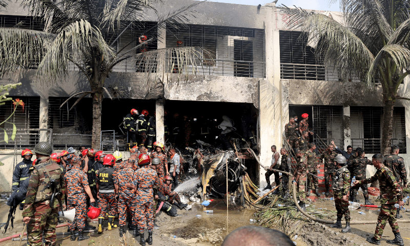At least 19 killed, 164 injured as Bangladesh air force plane crashes into college campus