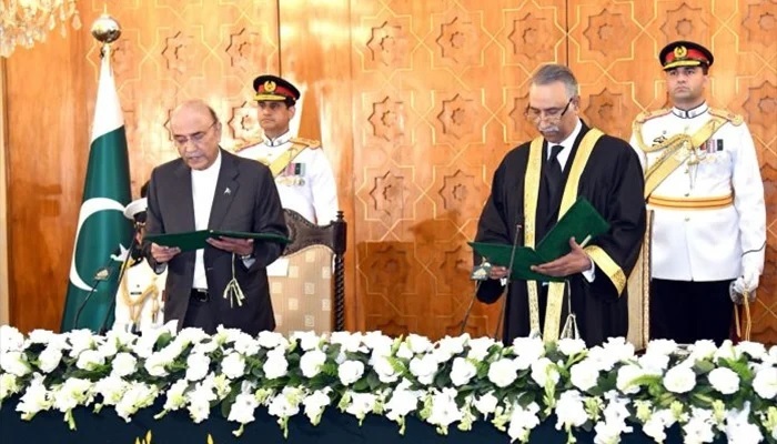 Regular chief justices of four high courts sworn in