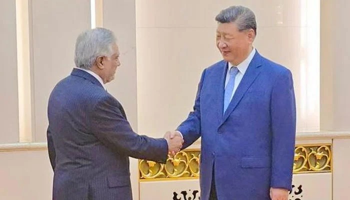DPM Dar meets President Xi during joint call on of SCO leaders in Beijing