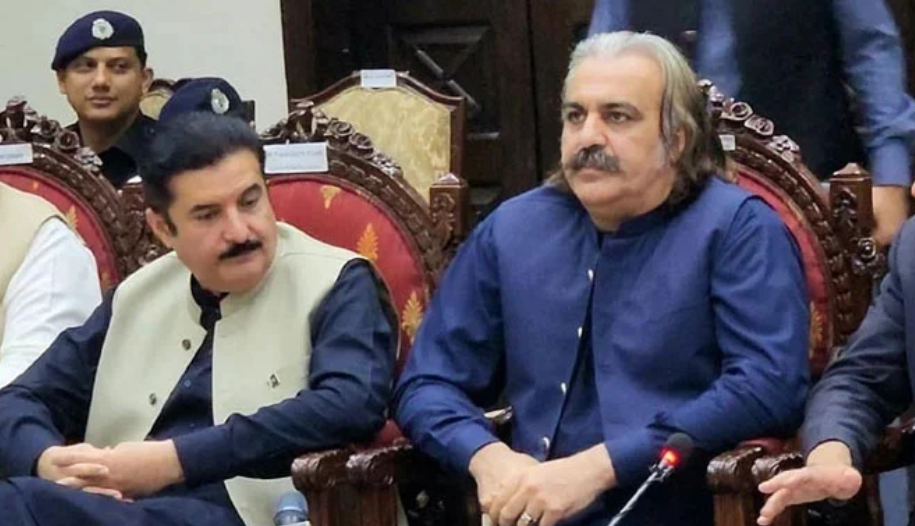 KP Governor Kundi signals no-confidence vote against CM Gandapur