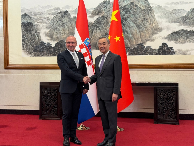 Chinese FM, Croatian counterpart discuss bilateral ties, shared development