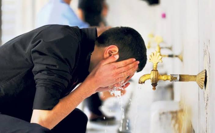 Students in Karachi develop innovative ablution water recycling system