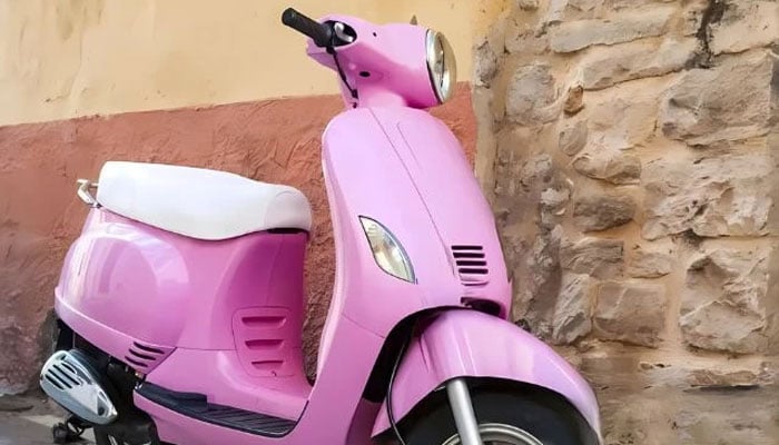 Sindh to launch free 'pink scooties' for women, promoting safe transportation