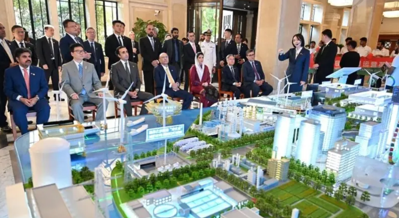 President assures Shanghai Electric of issues resolution, invites investment in energy grid