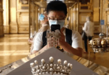 France intensifies hunt for Louvre raiders who stole royal jewels