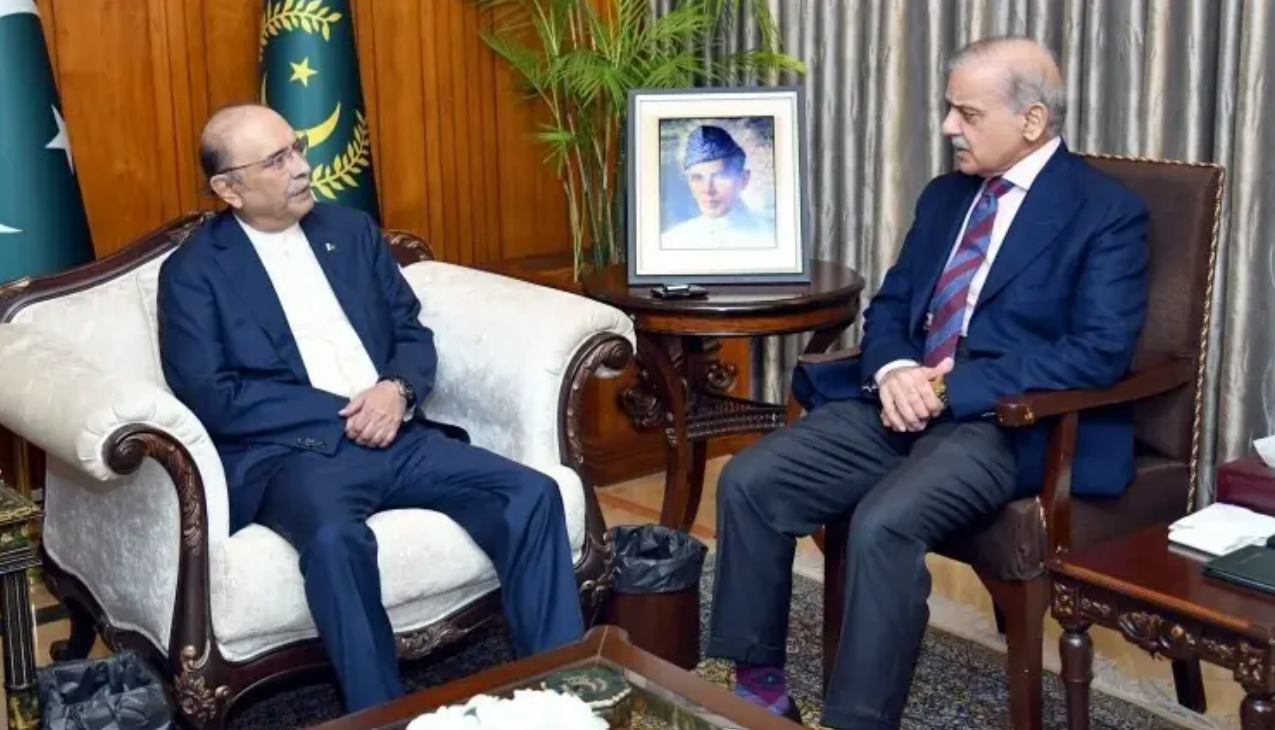 On Kashmir Black Day, President and PM say peace hinges on resolution