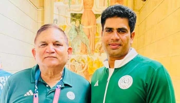 PSB nullifies lifetime ban, fully reinstates Arshad Nadeem’s coach