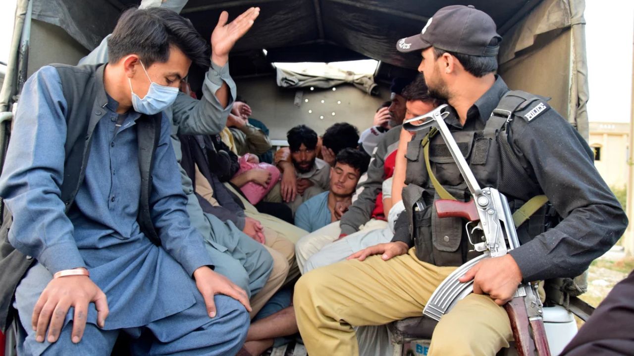 Arrests of Afghan nationals in Pakistan surge 146% as border crossings reopen