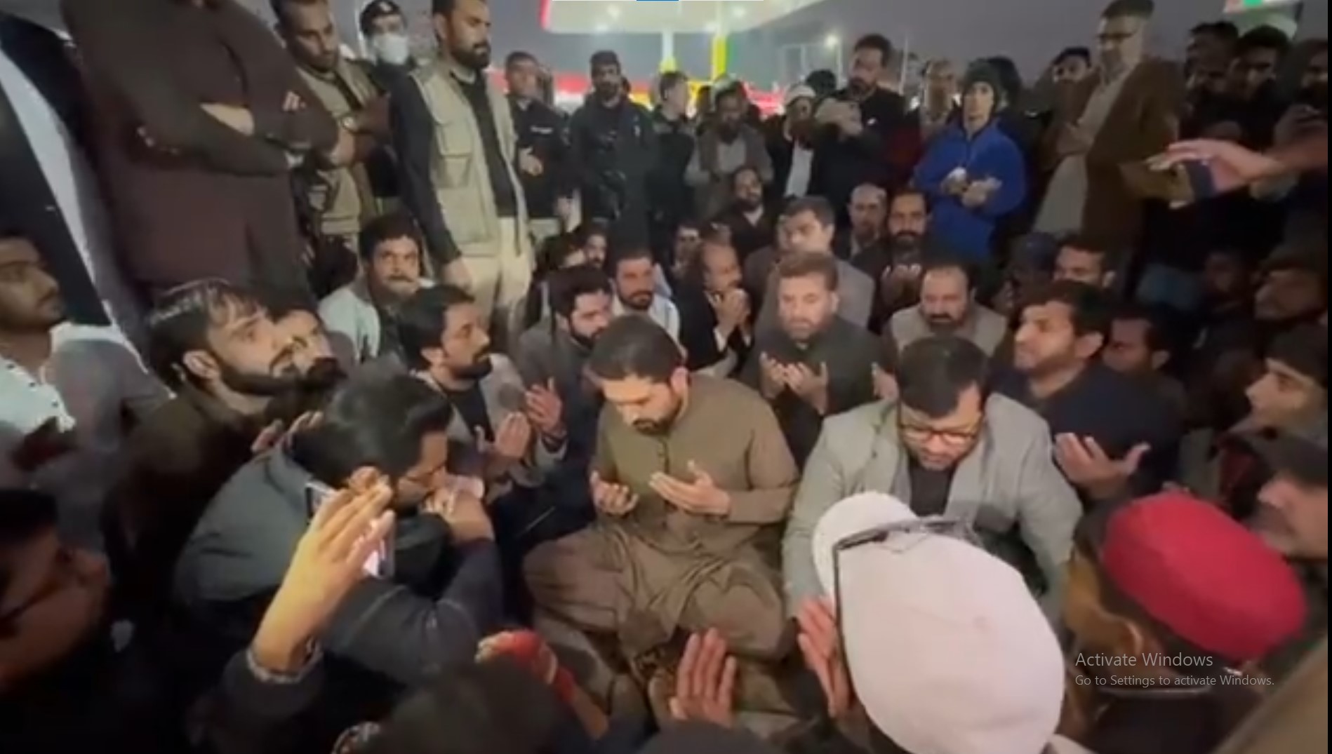 KP CM stages sit-in as authorities deny repeated access to Imran Khan