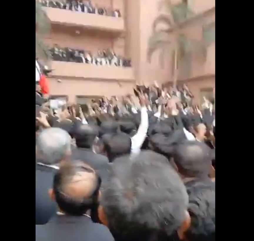 Karachi lawyers protest 27th Amendment, warn SC’s authority at stake