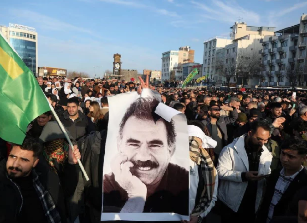 Turkish parliamentary delegation makes first visit to jailed PKK leader Ocalan