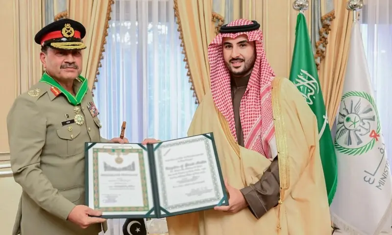 Saudi Arabia confers Kingdom's highest national honour on COAS Field Marshal Asim Munir