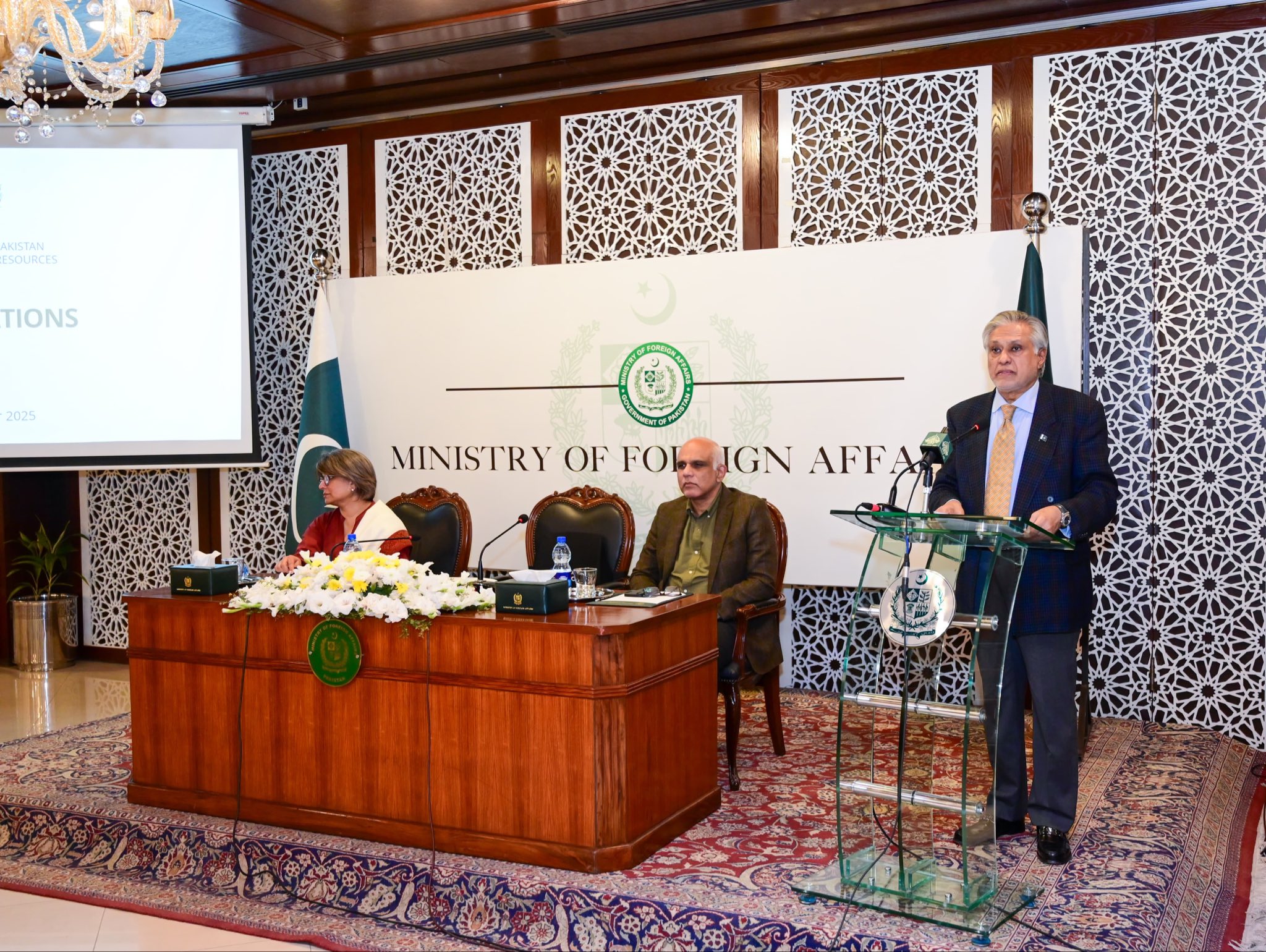 Dar warns of India's 'weaponisation of water' after abrupt Chenab flow changes