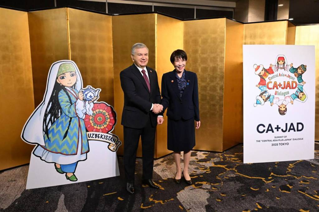 Mirziyoyev puts forward new initiatives to develop cooperation between Central Asia and Japan