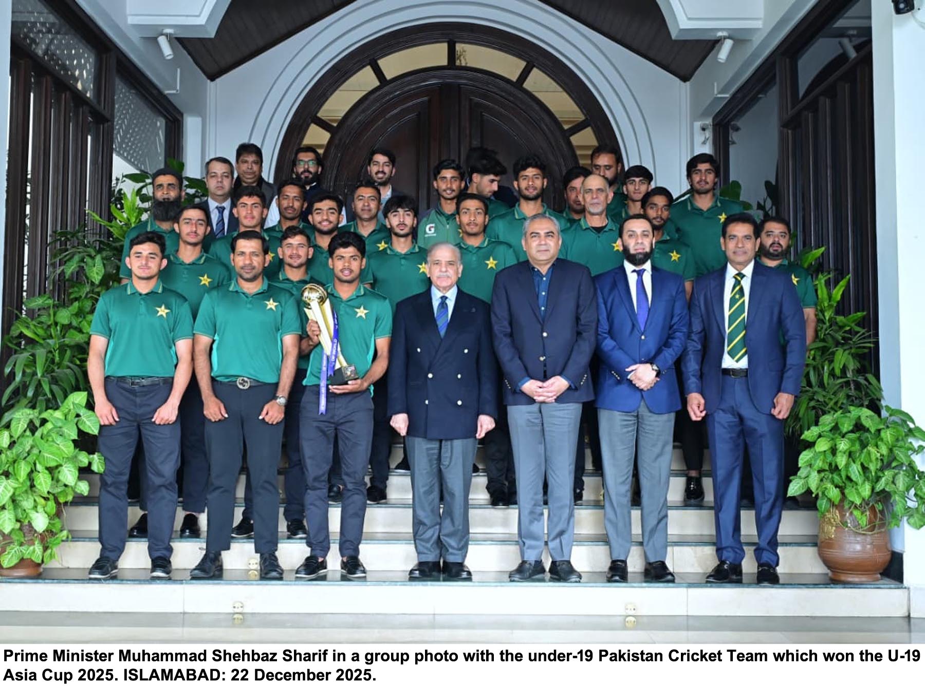 Govt fully focused on power sector reforms to help boost economy: PM