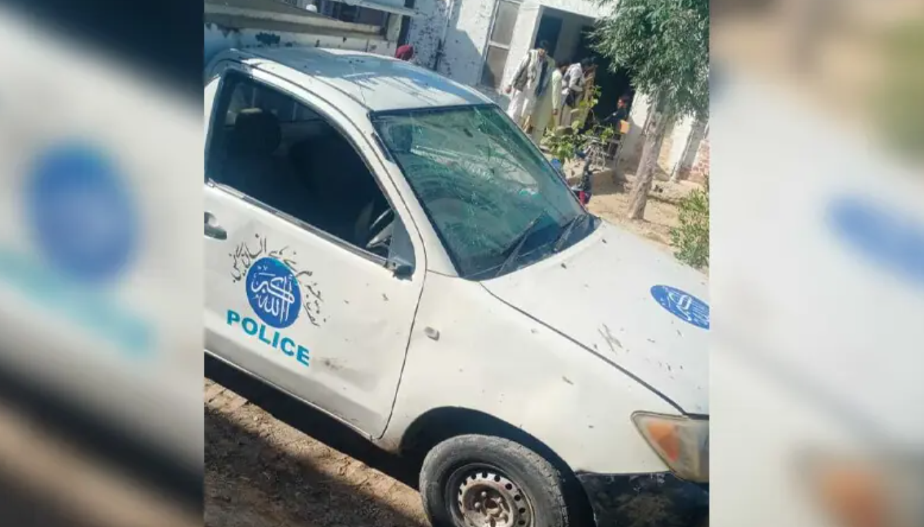 Suicide attack on police mobile kills officer, injures five in KP