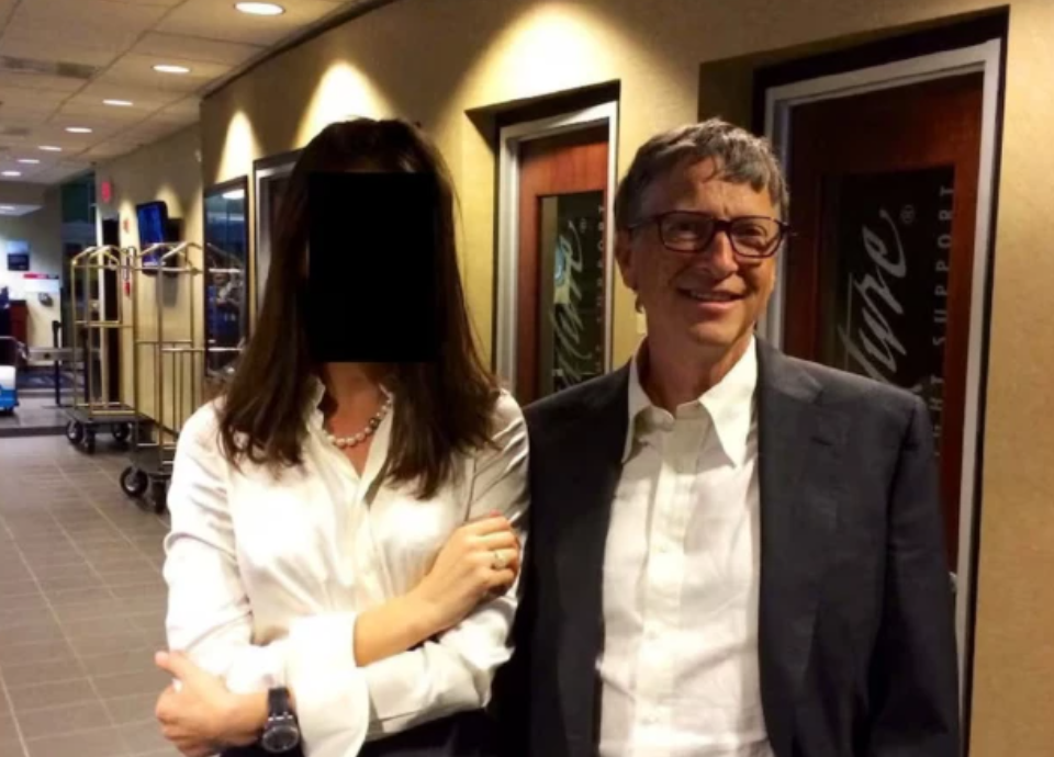 Democrats release several new images from Epstein estate