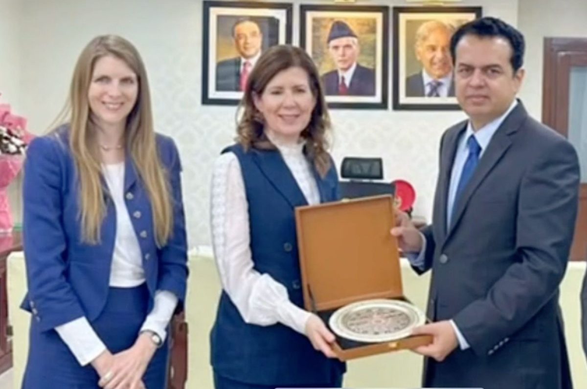 Talal, UK minister hold key talks on security, migration and Afghan relocation