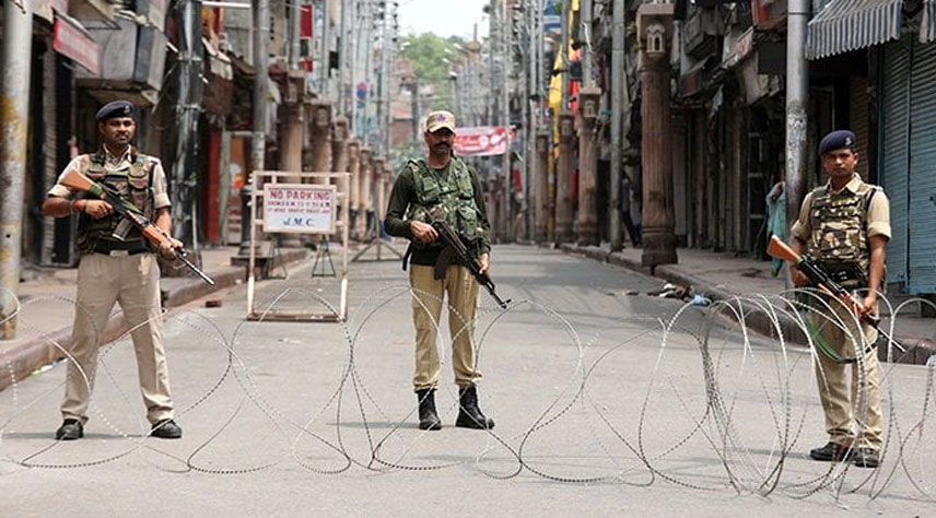 Heavy troop deployment, searches disrupt daily life in IIOJK ahead of India’s Republic Day