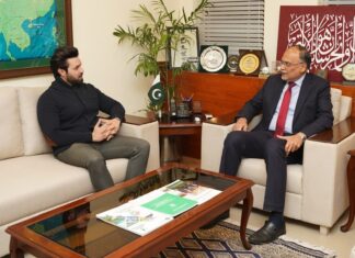 Leading F-Class shooter presents youth development platform to Federal Minister Ahsan Iqbal