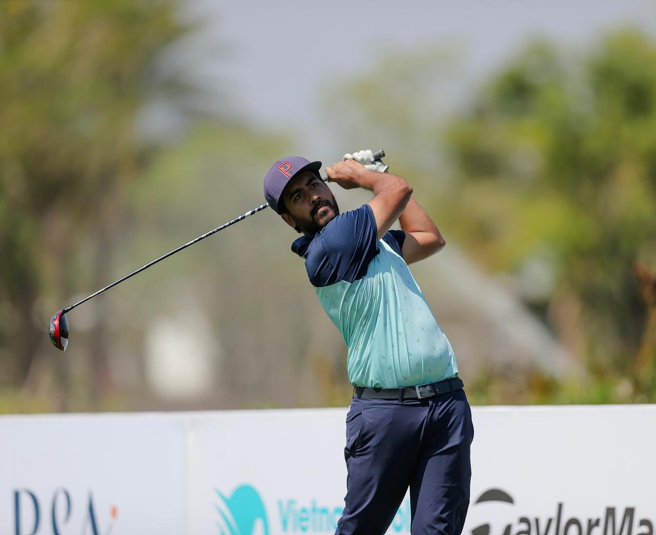 Hussain Hamid clinches Annual Gymkhana Golf Championship trophy