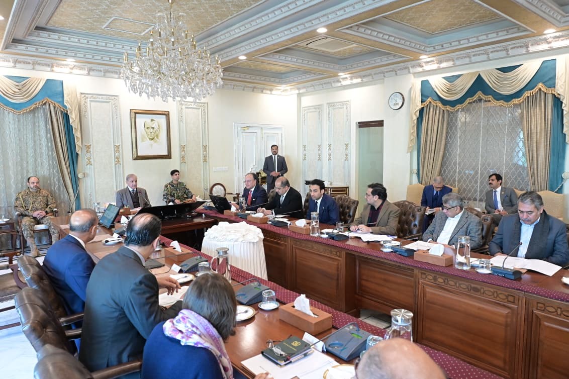 PM orders banks to ease credit for SMEs, farmers to boost economic inclusion