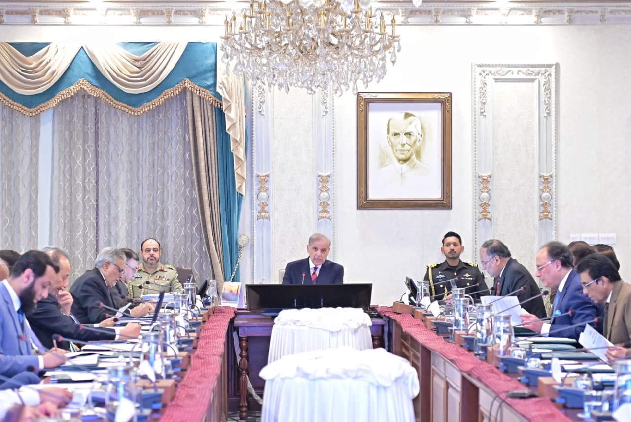 PM Shehbaz confirms several countries in ‘active talks’ for JF-17 fighter jets