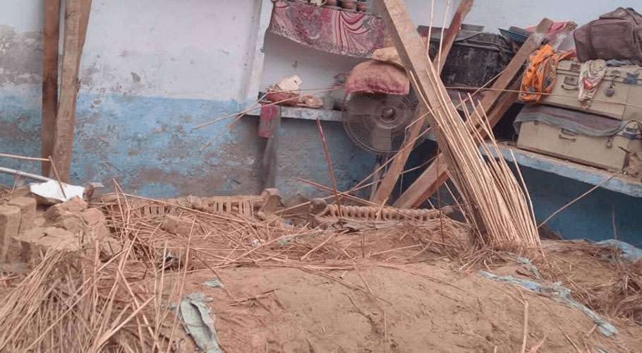 Six family members, including woman and three daughters killed Charsadda roof collapse