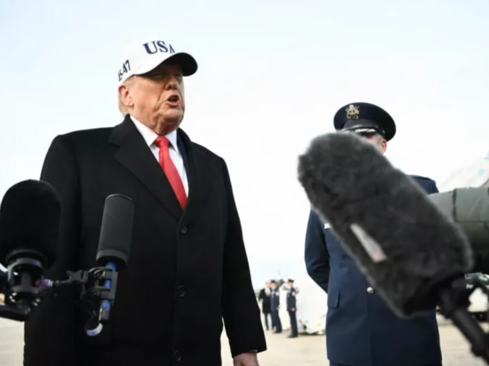 Trump warns Iran of 'very strong action' if protestors hanged