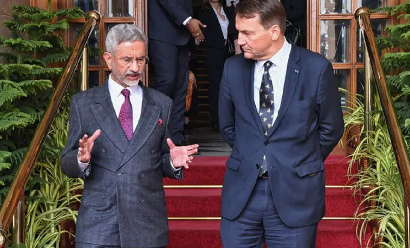 India, Poland spar diplomatically after Jaishankar criticises Sikorski’s Pakistan visit