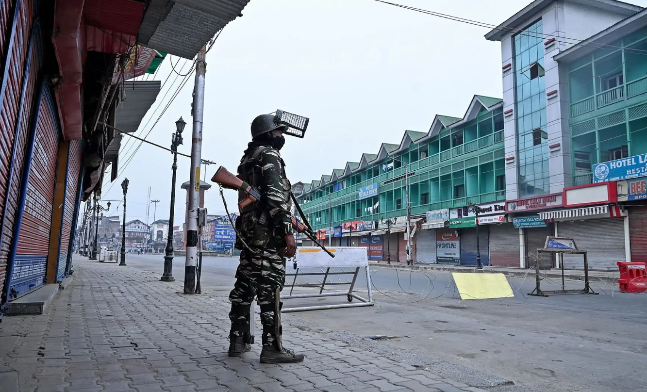 Journalists in India-occupied Kashmir asked to sign pledge vowing to keep peace
