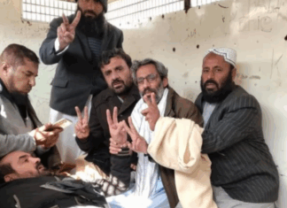 Quetta protests flare as police detain Grand Alliance leaders