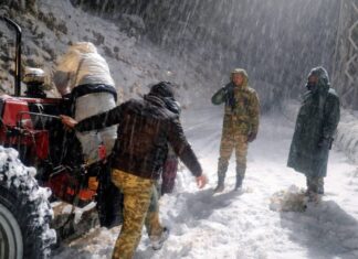 Snowstorm strands Tirah evacuees as KP battles severe cold and blocked roads