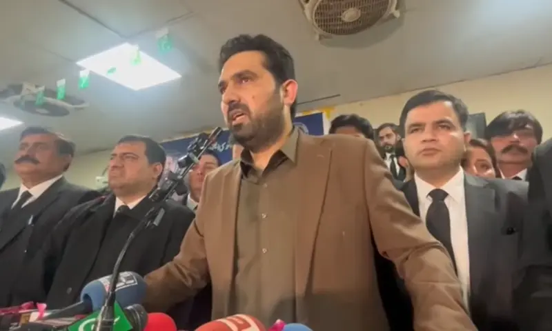 Sohail Afridi urges lawyers to stand for 'independence of judiciary'