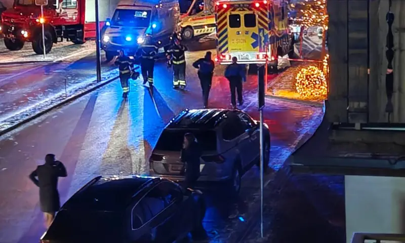 Around 40 killed, 100 injured in explosion in Swiss ski resort bar, police say