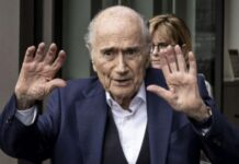 Blatter backs calls to shun 2026 World Cup amid US immigration row