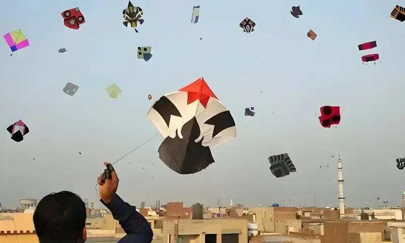Basant enthusiasm sweeps Lahore, kite prices soar