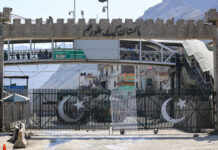 1,100 Pakistani students return from Afghanistan after border closure, hundreds still awaiting return