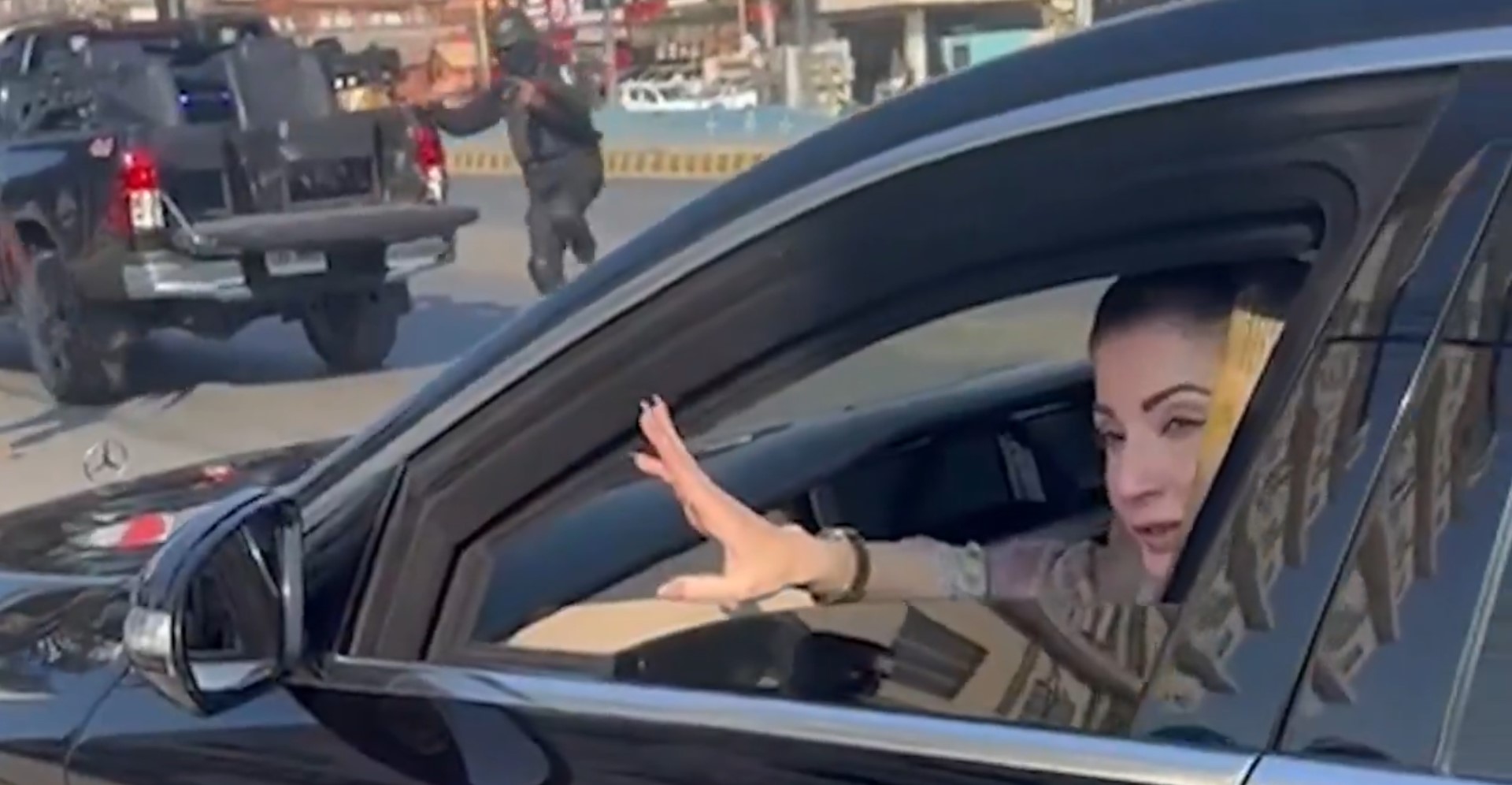 CM Maryam mingles with citizens at Liberty Chowk, Mochi Gate; reviews Basant safety steps